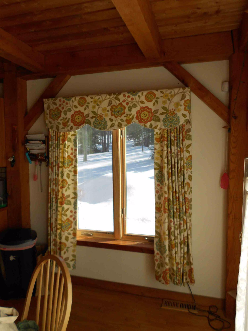 Kitchen drapes and valance Kitchen drapes and valance